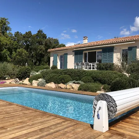Villa Belle Avec Piscine Chauffee Sur Un Magnifique Jardin Arboree Dans Le Maquis